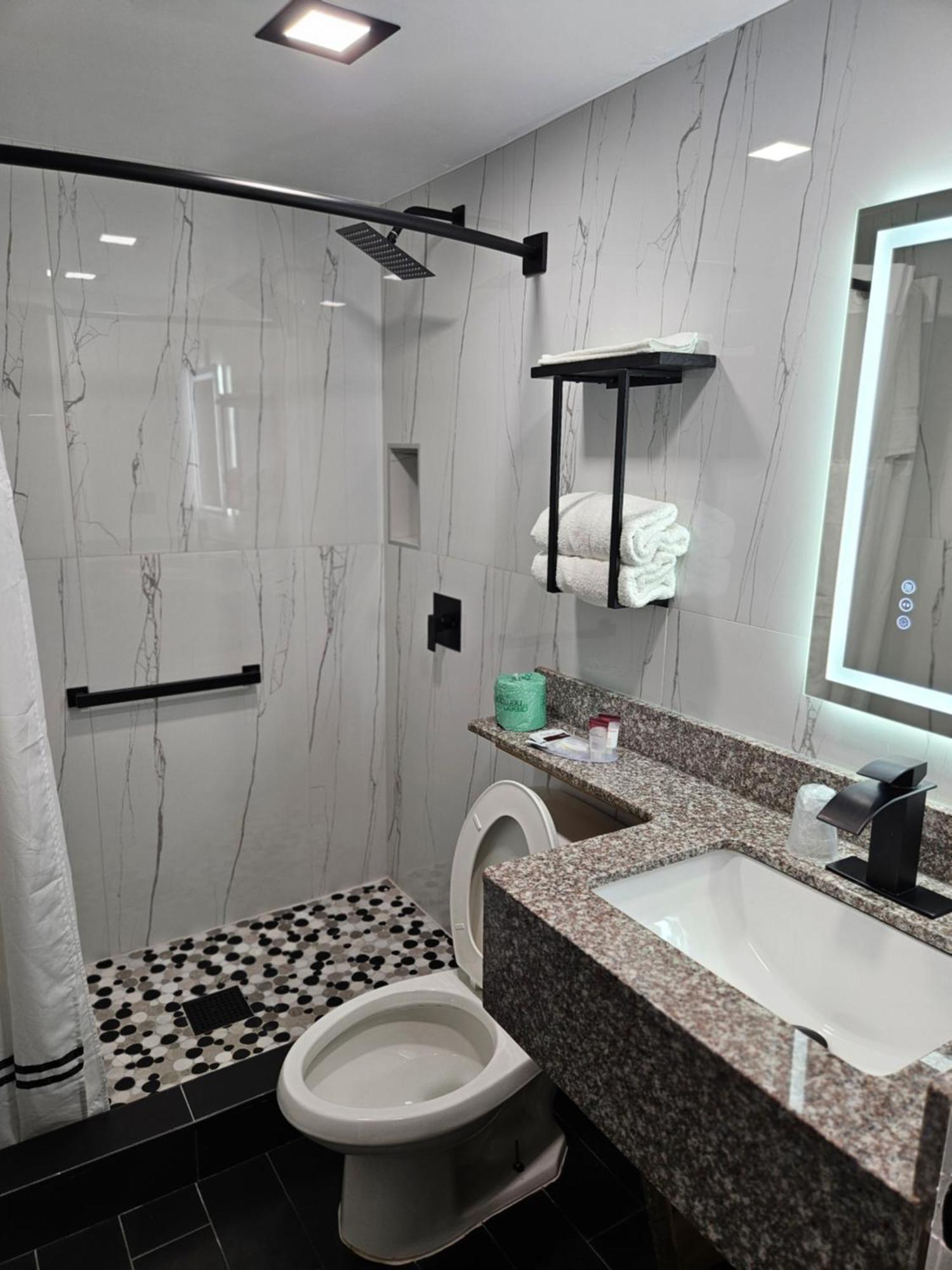 Deluxe Inn - Sarasota South Bradenton エクステリア 写真