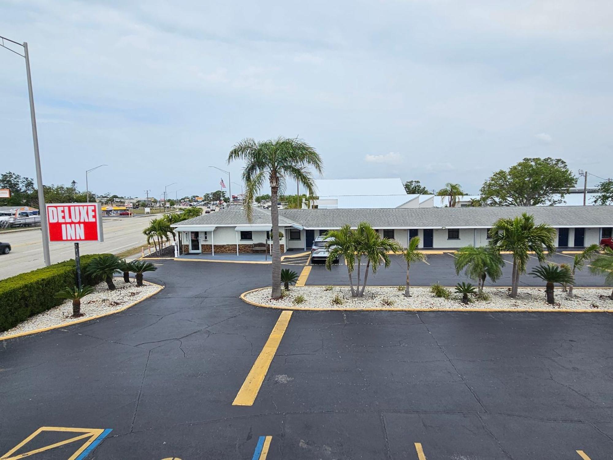 Deluxe Inn - Sarasota South Bradenton エクステリア 写真